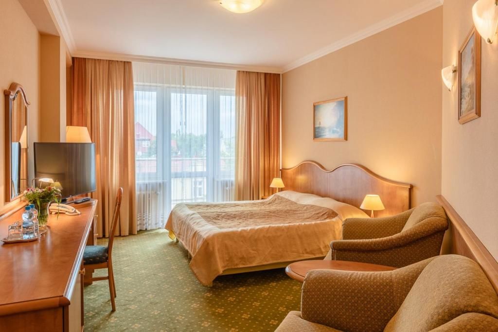 Отель Hotel Polaris Свиноуйсьце-51