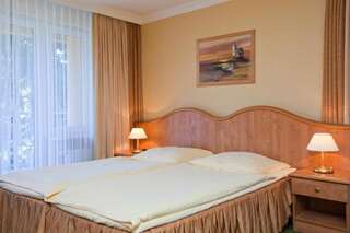 Отель Hotel Polaris Свиноуйсьце Двухместный номер с 1 кроватью или 2 отдельными кроватями-18