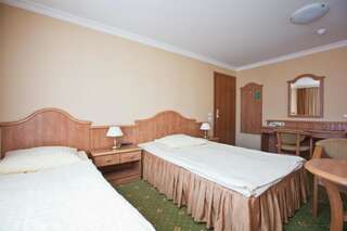 Отель Hotel Polaris Свиноуйсьце Двухместный номер с 1 кроватью или 2 отдельными кроватями-23